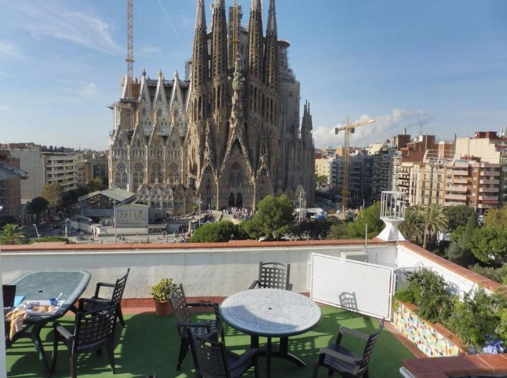 Absolute Sagrada Familia Apartamento Barcelona Exterior foto